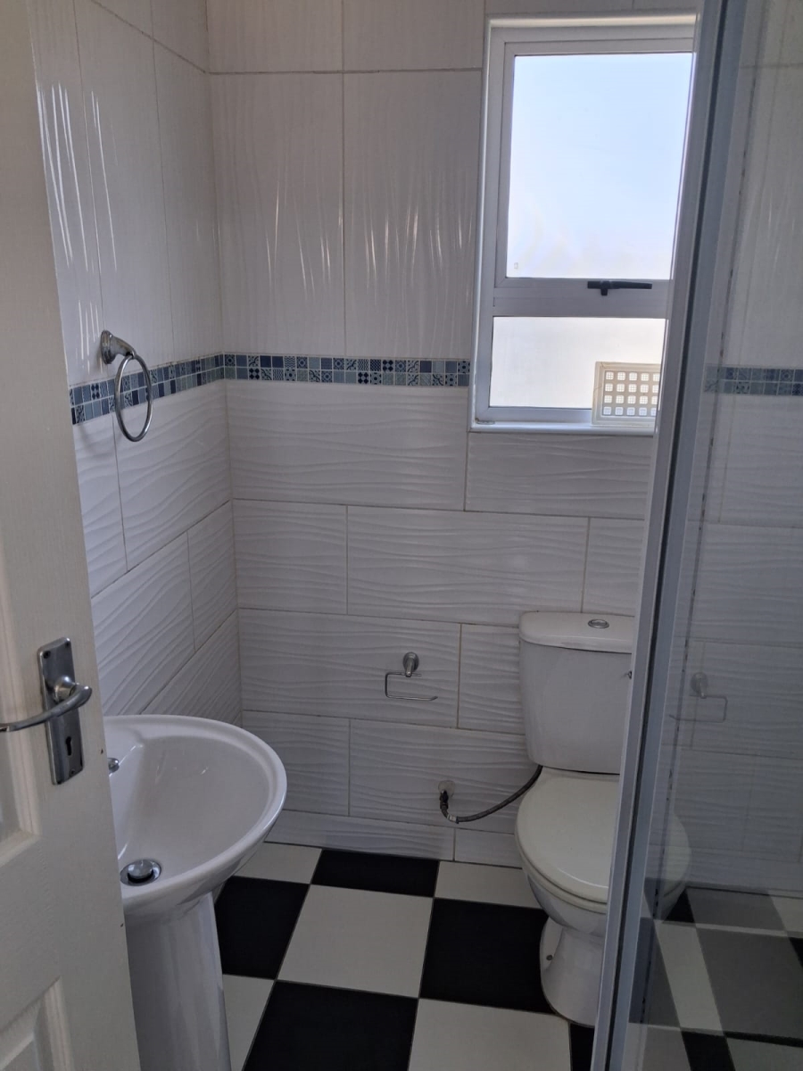 To Let 3 Bedroom Property for Rent in Gonubie Eastern Cape